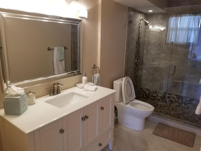 3570 S Ocean Boulevard 807, South Palm Beach, FL 33480