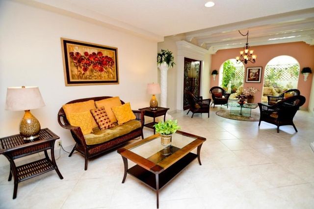 3570 S Ocean Boulevard 807, South Palm Beach, FL 33480