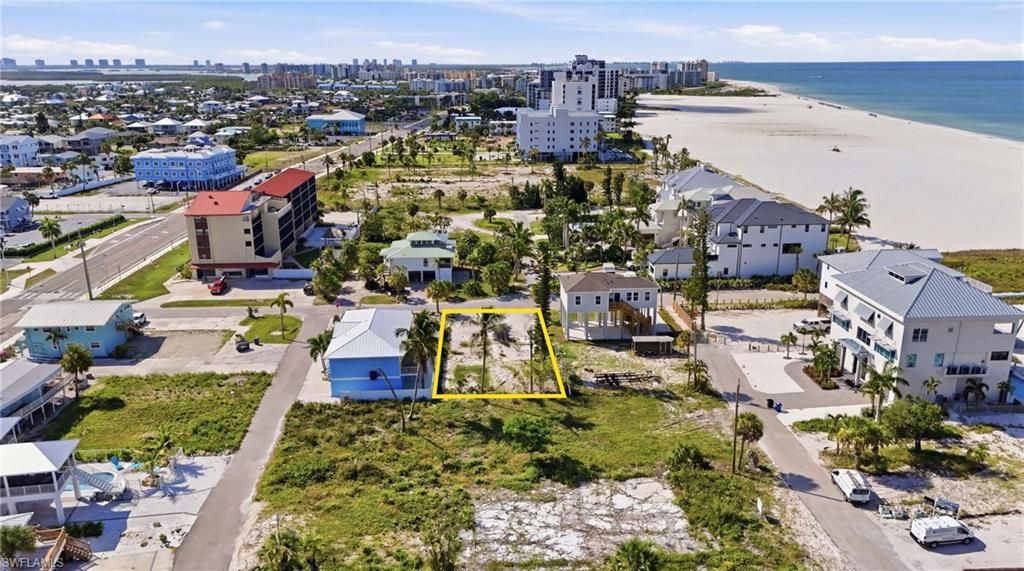 61 Flamingo ST, FORT MYERS BEACH, FL 33931 — photo 4