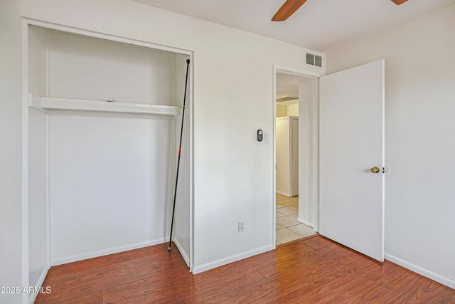 8042 W ELM Street, Phoenix, AZ 85033
