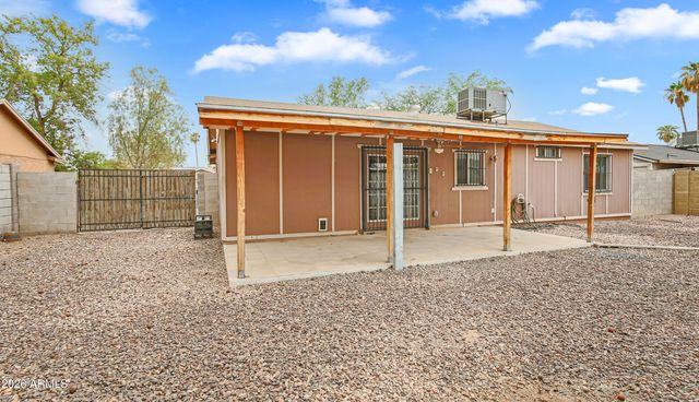 8042 W ELM Street, Phoenix, AZ 85033