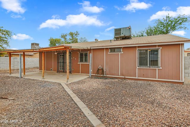 8042 W ELM Street, Phoenix, AZ 85033