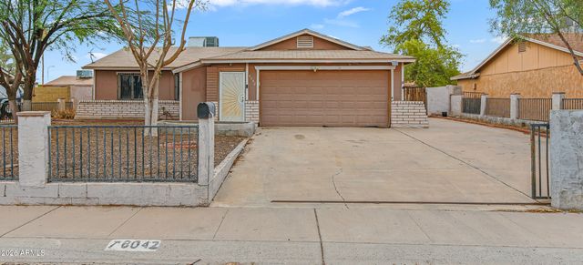 8042 W ELM Street, Phoenix, AZ 85033