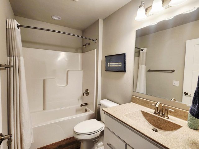 11 MISTRAL COURT, Fond Du Lac, WI 54937