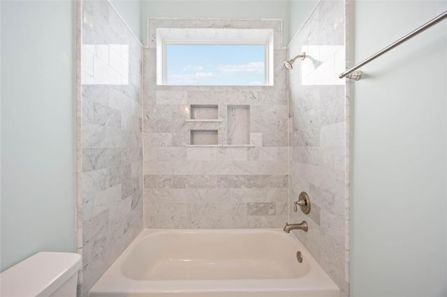 609 Rutland Street C, Houston, TX 77007