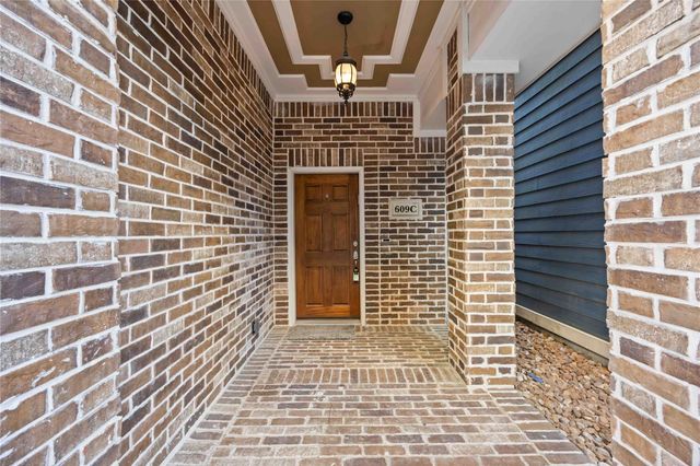 609 Rutland Street C, Houston, TX 77007