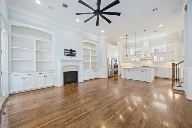 609 Rutland Street C, Houston, TX 77007