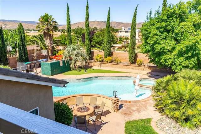 41347 42nd W, Lancaster, CA 93536