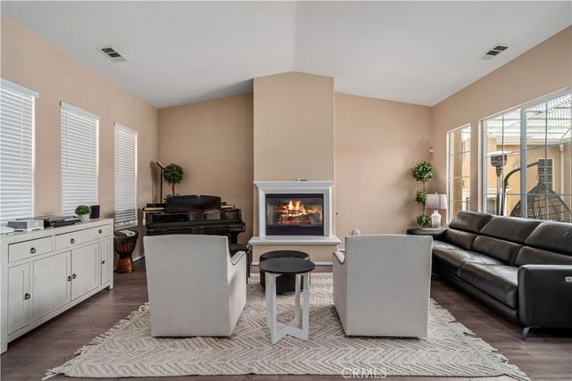 41347 42nd W, Lancaster, CA 93536
