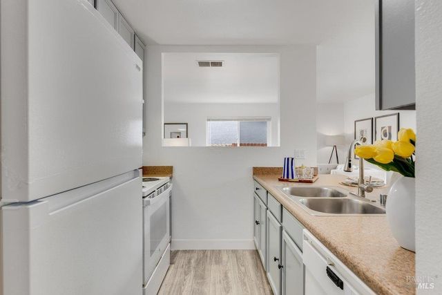 1900 Alice Dr, Vallejo, CA 94589