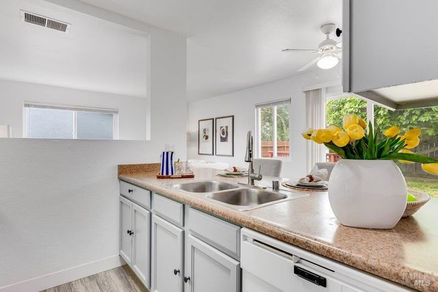 1900 Alice Dr, Vallejo, CA 94589