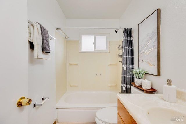 1900 Alice Dr, Vallejo, CA 94589