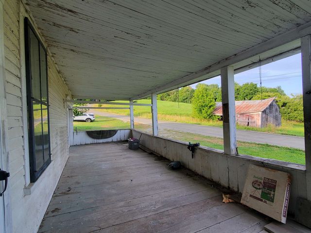 128 Valley View Road, Waterford, VT 05819
