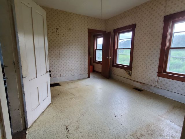 128 Valley View Road, Waterford, VT 05819
