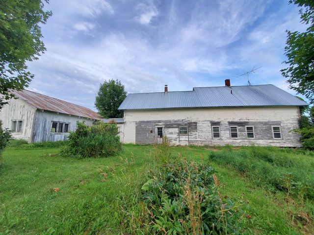 128 Valley View Road, Waterford, VT 05819