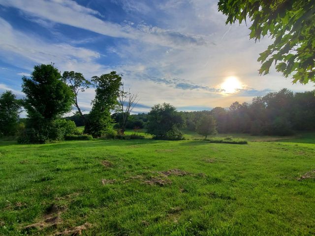 128 Valley View Road, Waterford, VT 05819