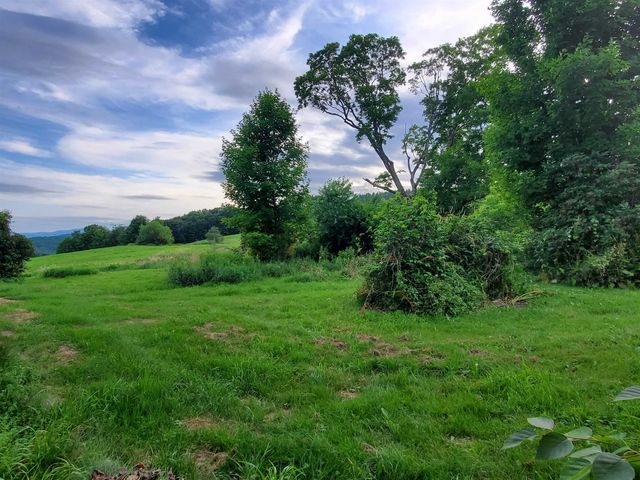 128 Valley View Road, Waterford, VT 05819