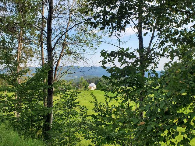 128 Valley View Road, Waterford, VT 05819