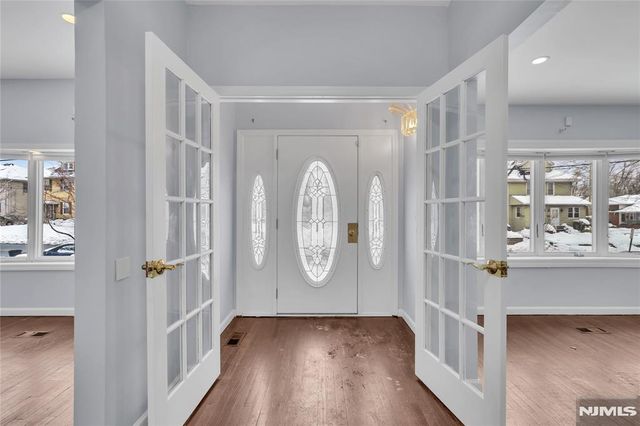 323 Van Houten Avenue, Passaic, NJ 07055