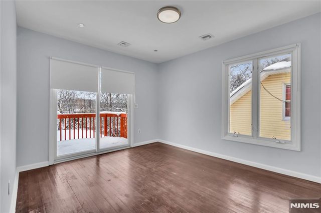 323 Van Houten Avenue, Passaic, NJ 07055