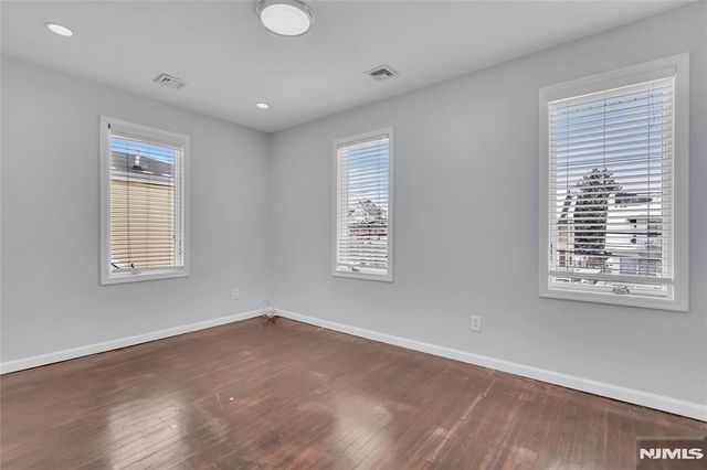 323 Van Houten Avenue, Passaic, NJ 07055