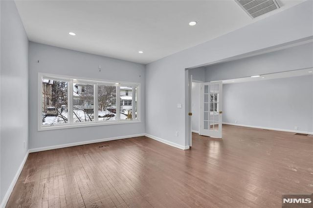 323 Van Houten Avenue, Passaic, NJ 07055