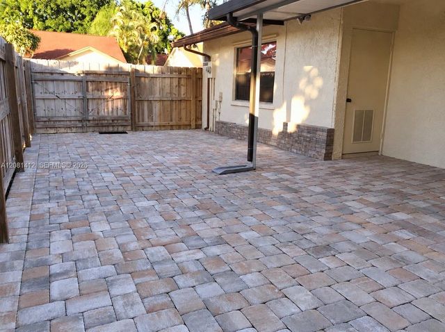 23115 Barwood Park Lane, Boca Raton, FL 33433