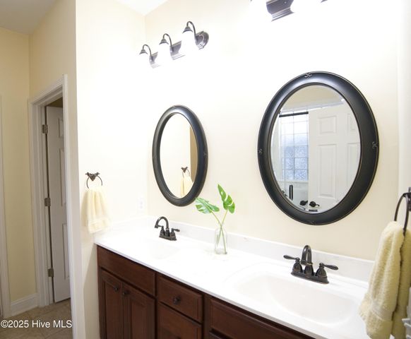 707 Pipit Place NW, Calabash, NC 28467