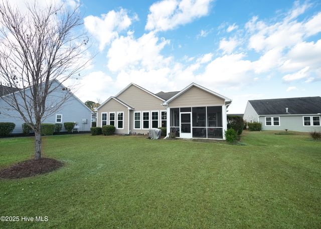 707 Pipit Place NW, Calabash, NC 28467