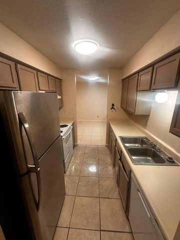 9700 Leawood Boulevard 1601, Houston, TX 77099