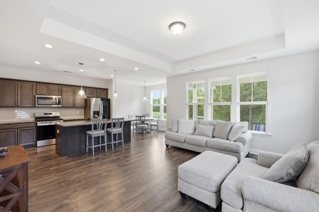 137 Hawthorne Landing Drive, Goose Creek, SC 29445