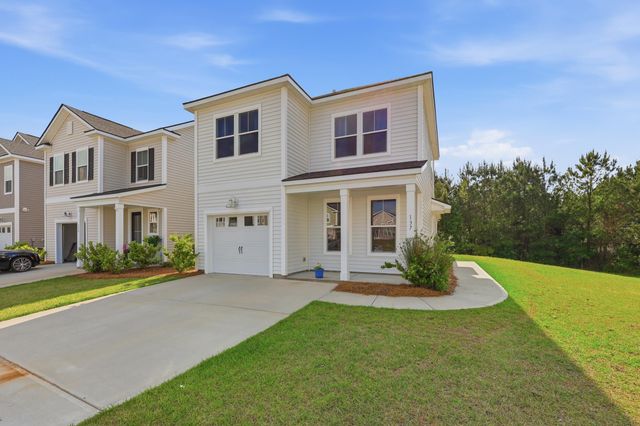 137 Hawthorne Landing Drive, Goose Creek, SC 29445
