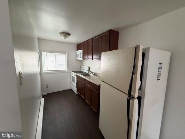 4902 KERSHAW ST, Philadelphia, PA 19131