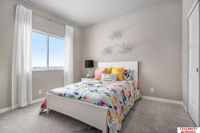 5938 N 183 Avenue, Elkhorn, NE 68022