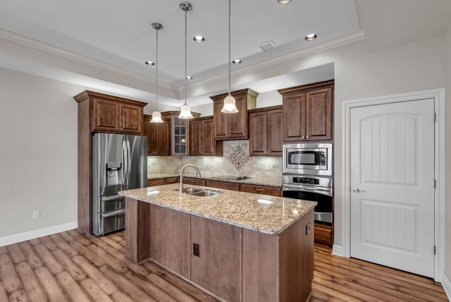 4074 N Goldenrod Ct, Maize, KS 67101