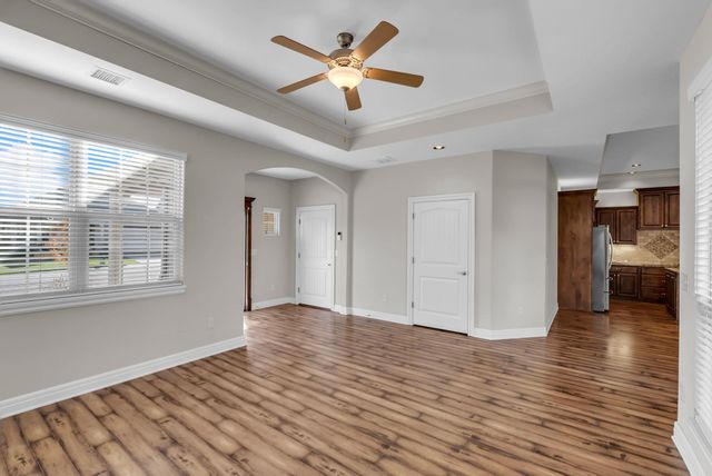 4074 N Goldenrod Ct, Maize, KS 67101