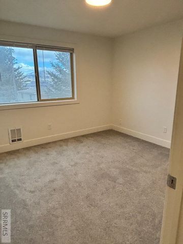 311 Skyline Drive, Pocatello, ID 83204