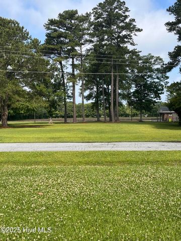 527 Chicora Street, Grimesland, NC 27837