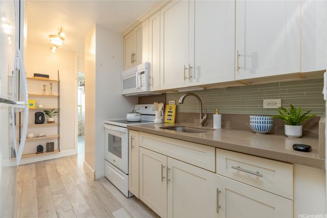 1710 Makiki Street 401, Honolulu, HI 96822