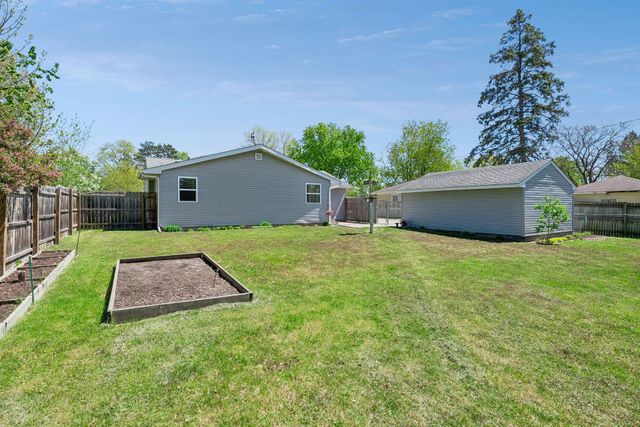 8332 Elliot Avenue S, Bloomington, MN 55420
