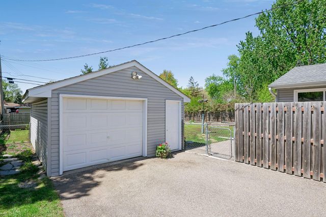 8332 Elliot Avenue S, Bloomington, MN 55420
