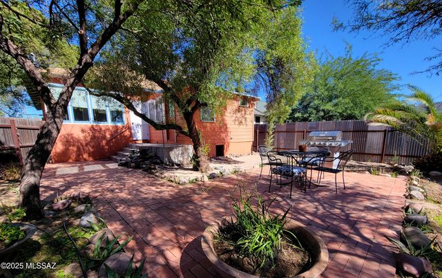 528 E 2nd Street, Tucson, AZ 85705