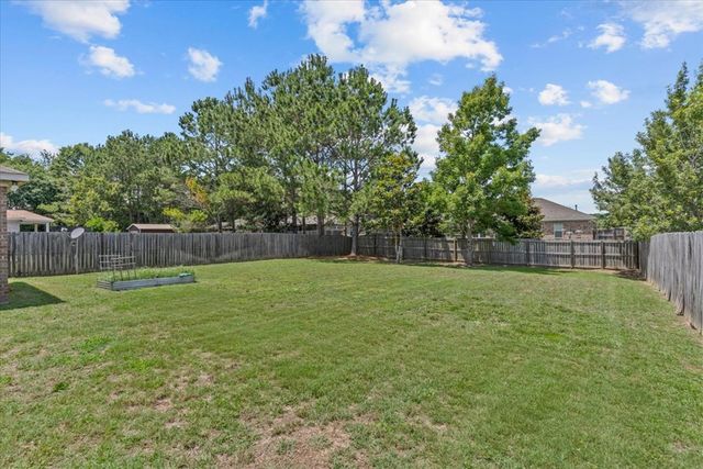 104 Erie Drive, Dothan, AL 36301