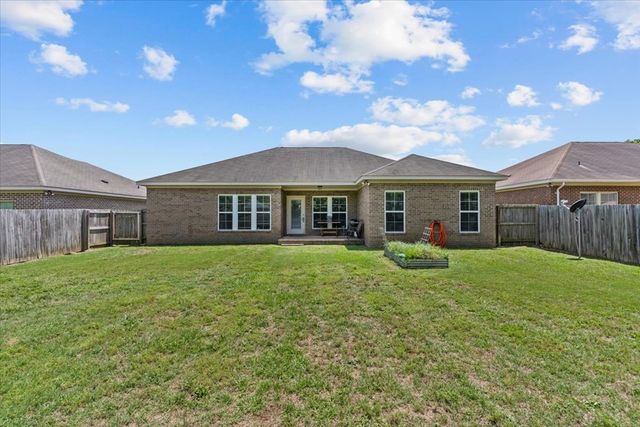 104 Erie Drive, Dothan, AL 36301