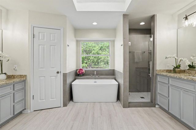 140 Comanche TRL, Georgetown, TX 78633
