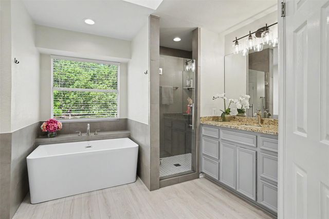 140 Comanche TRL, Georgetown, TX 78633