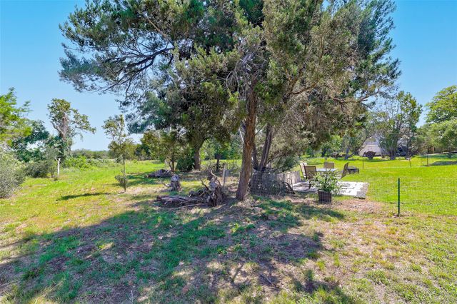 140 Comanche TRL, Georgetown, TX 78633