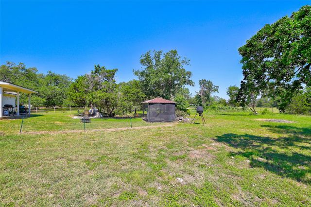140 Comanche TRL, Georgetown, TX 78633