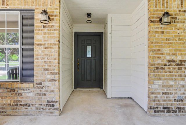 140 Comanche TRL, Georgetown, TX 78633