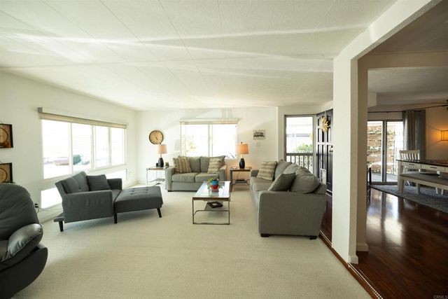 8301 Mission Gorge Rd 286, Santee, CA 92071